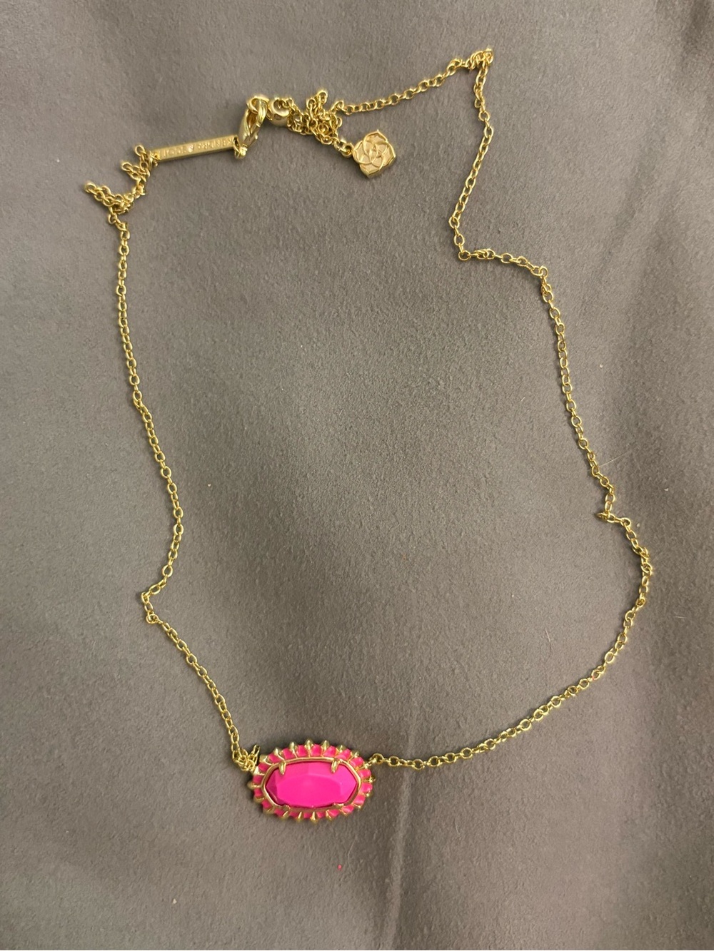 Kendra Scott Gold Necklace with Bright Pink Oval sunburst Pendant